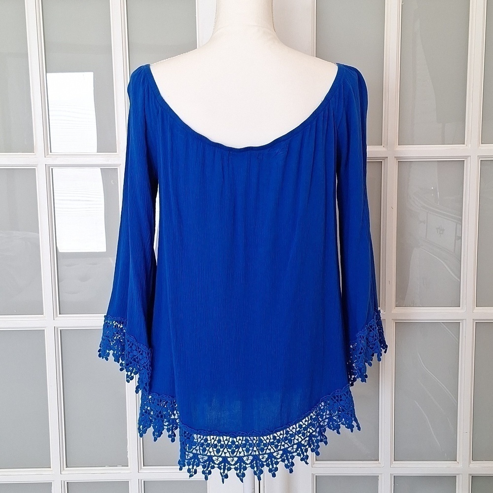 Socialite Off The Shoulder Boho Blouse - Picture 3 of 13